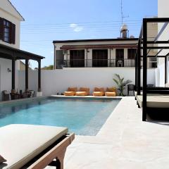 The Colonial by M HOUSE